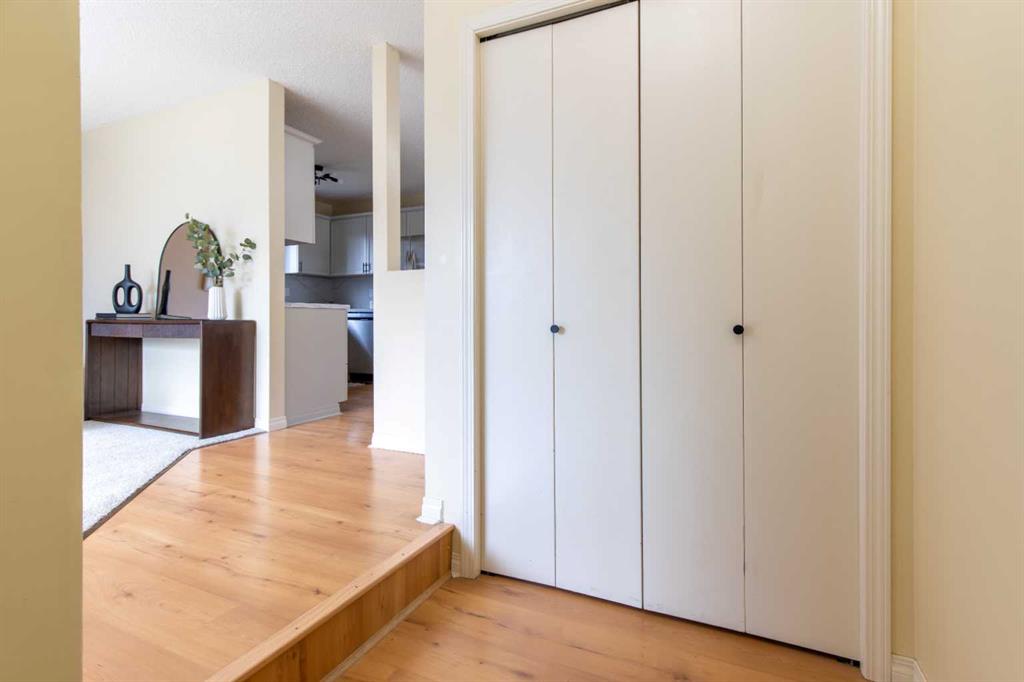 Picture for 28 Dakota Road W