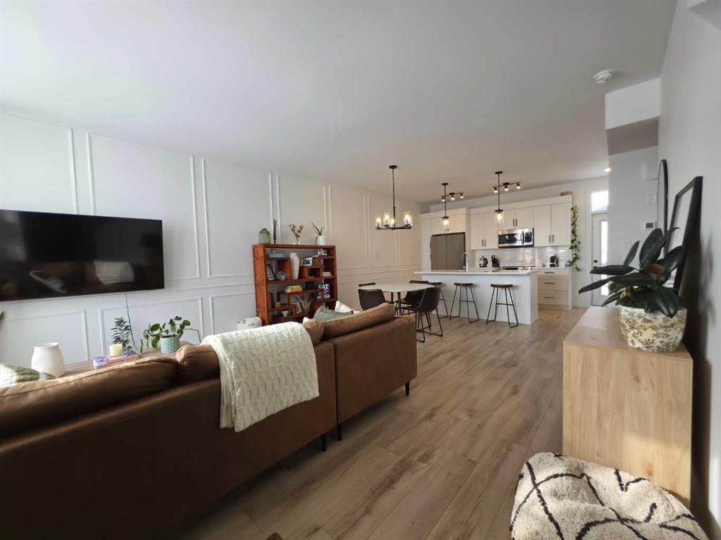 Picture for 633 Blackwolf Boulevard N