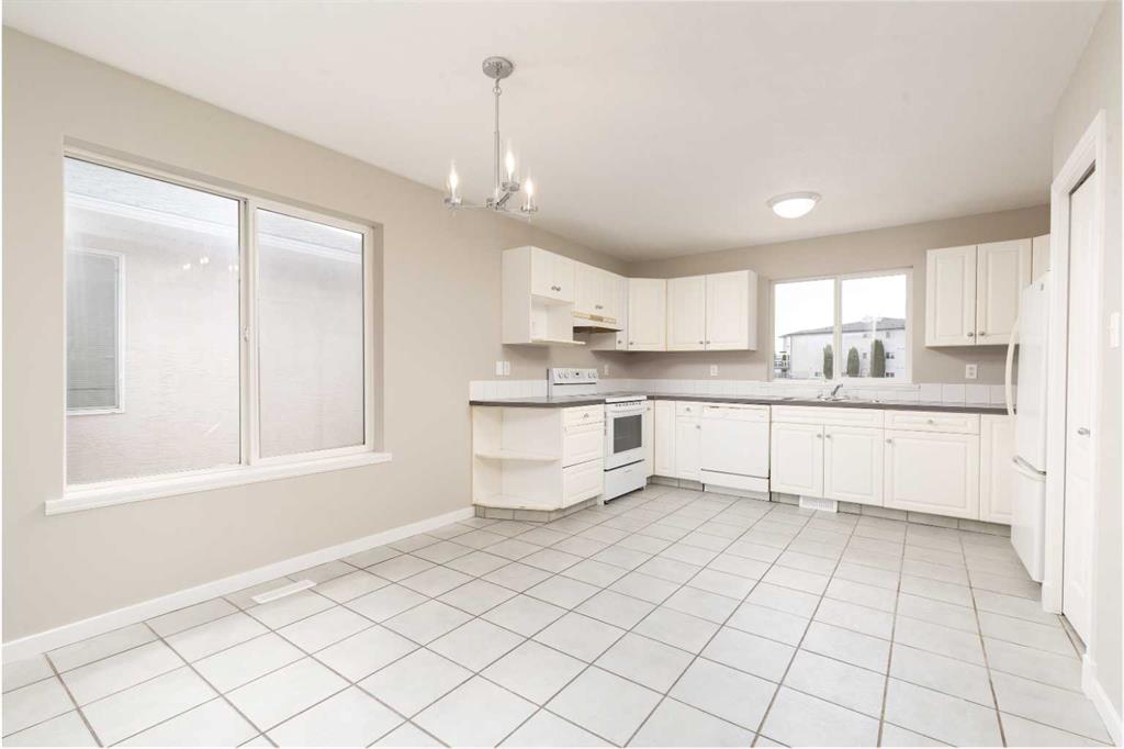 Picture for 158 Jerry Potts Boulevard W