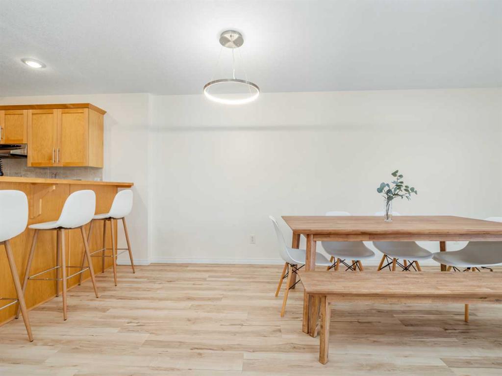 Picture for 1, 16 Cougar Cove N