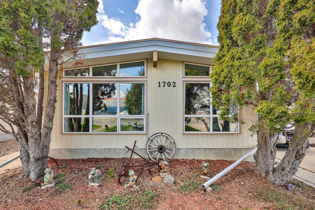 Picture for 1702 26 Street S