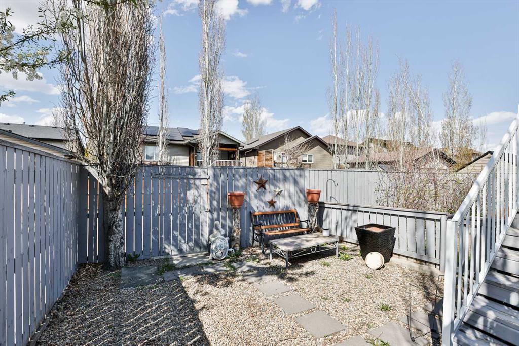 Picture for 499 Lynx Crescent N