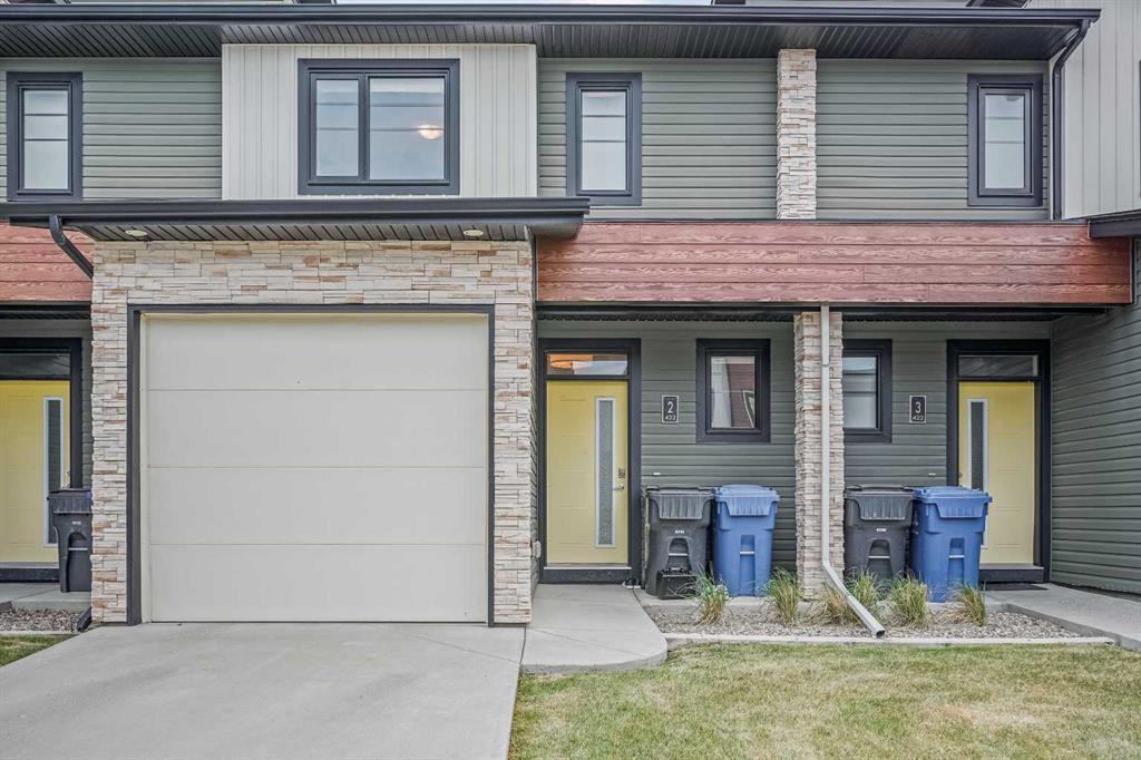 Picture for 2, 422 Highlands Boulevard W