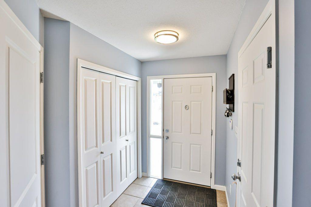 Picture for 573 Squamish Lane W