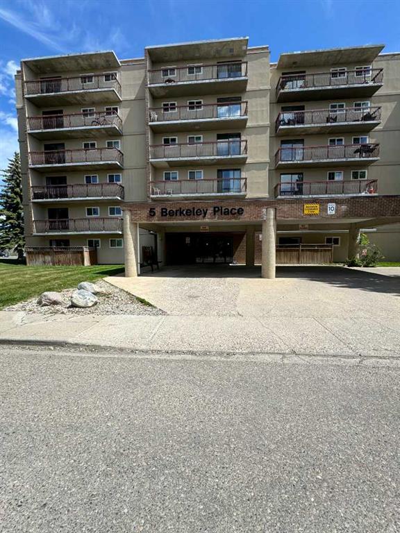 Picture for 617, 5 Berkeley Place W