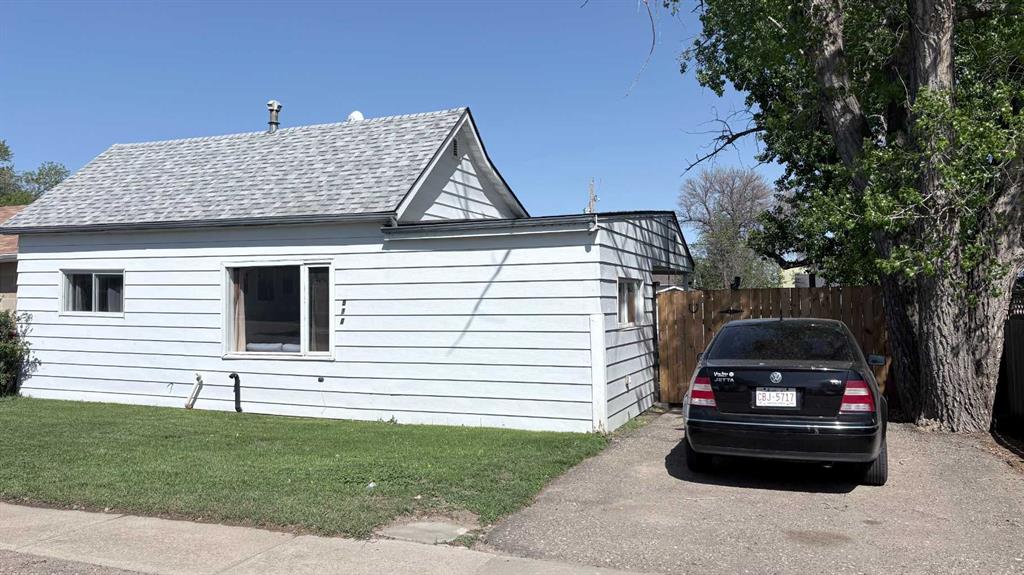 Picture for 518 3 Street W