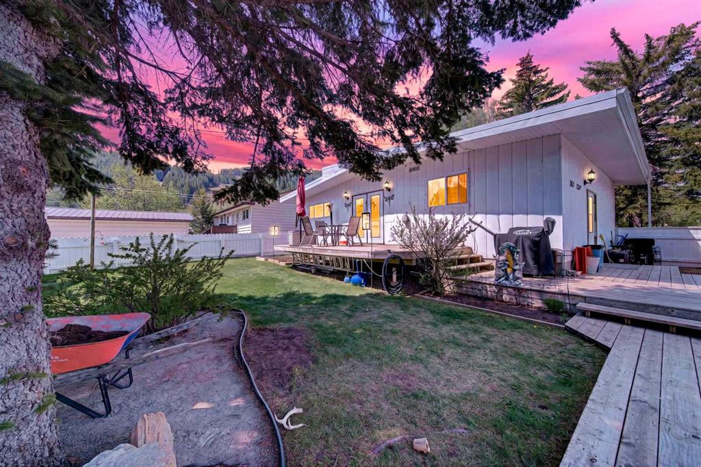 Picture for 1813 123 STREET  