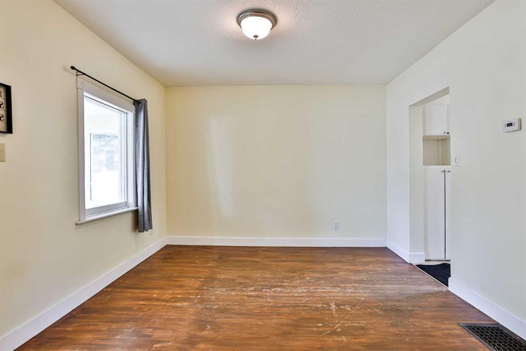 Picture for 318 16 Street N