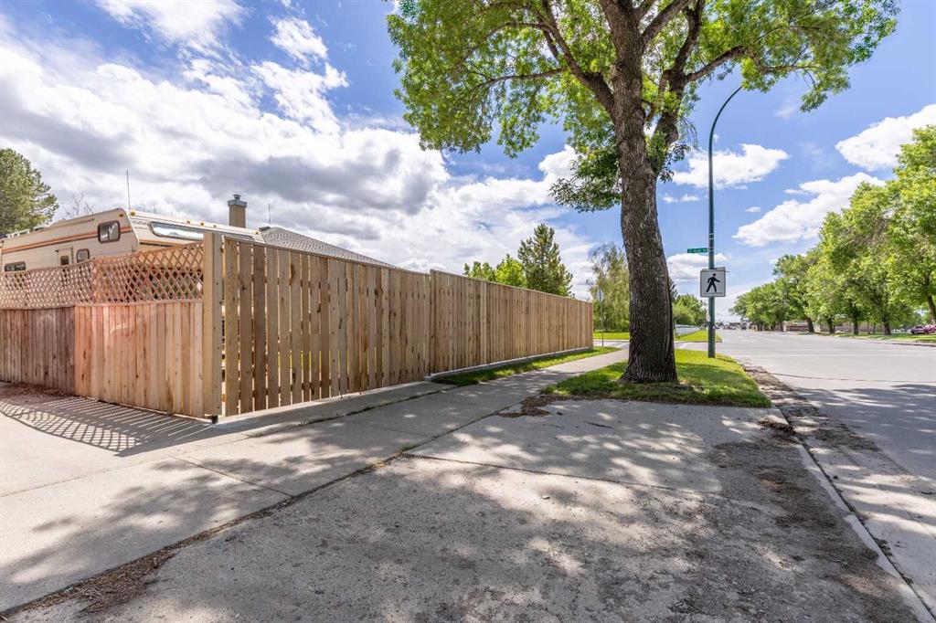 Picture for 2305 7 Avenue N