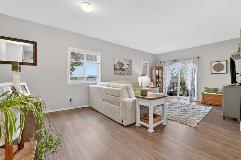 Picture for 7, 129 Silkstone Road W