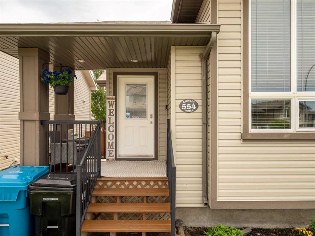 Picture for 554 Margaret Sutherland Crescent N