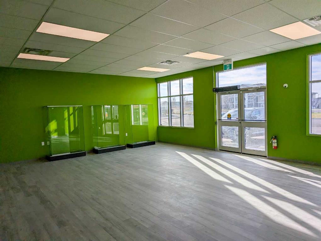 Picture for 304, 4979 Southlands Drive SE