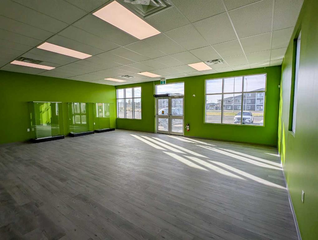 Picture for 304, 4979 Southlands Drive SE