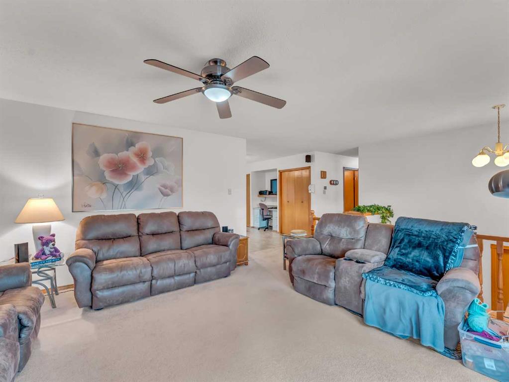 Picture for 880 Ross Glen Drive SE