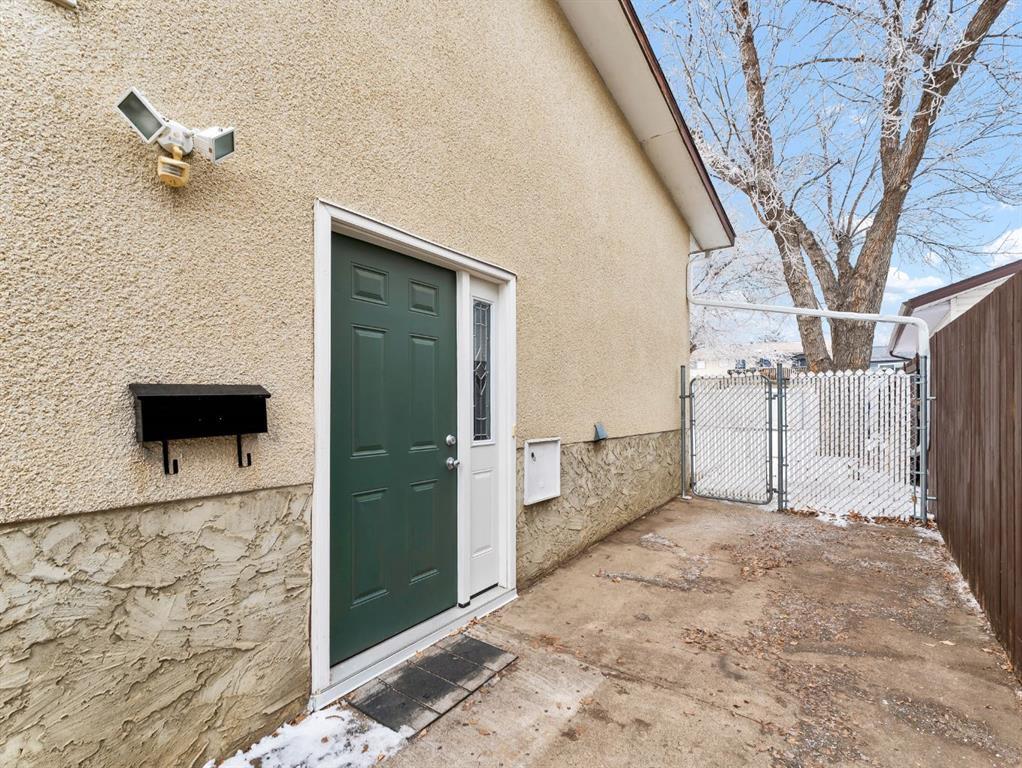 Picture for 490 18 Street NE