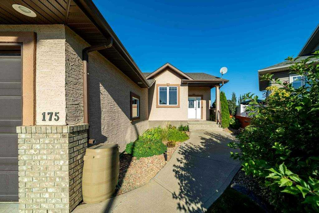 Picture for 175 Vista Close SE