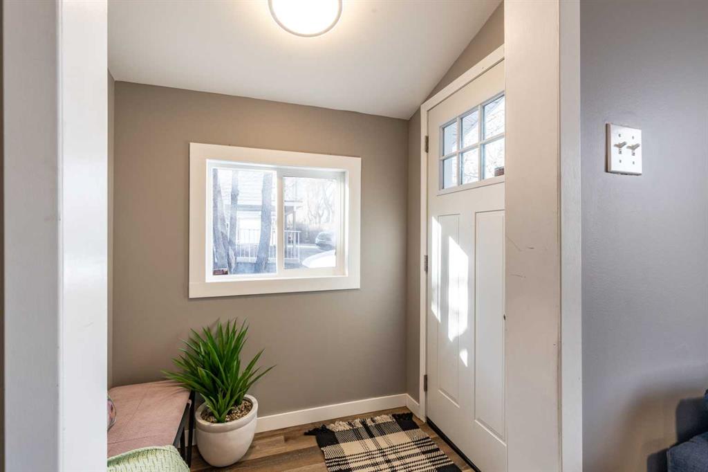 Picture for 123 3 Street NW