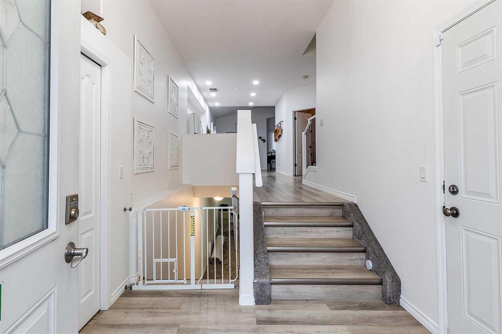 Picture for 226 Somerset Way SE