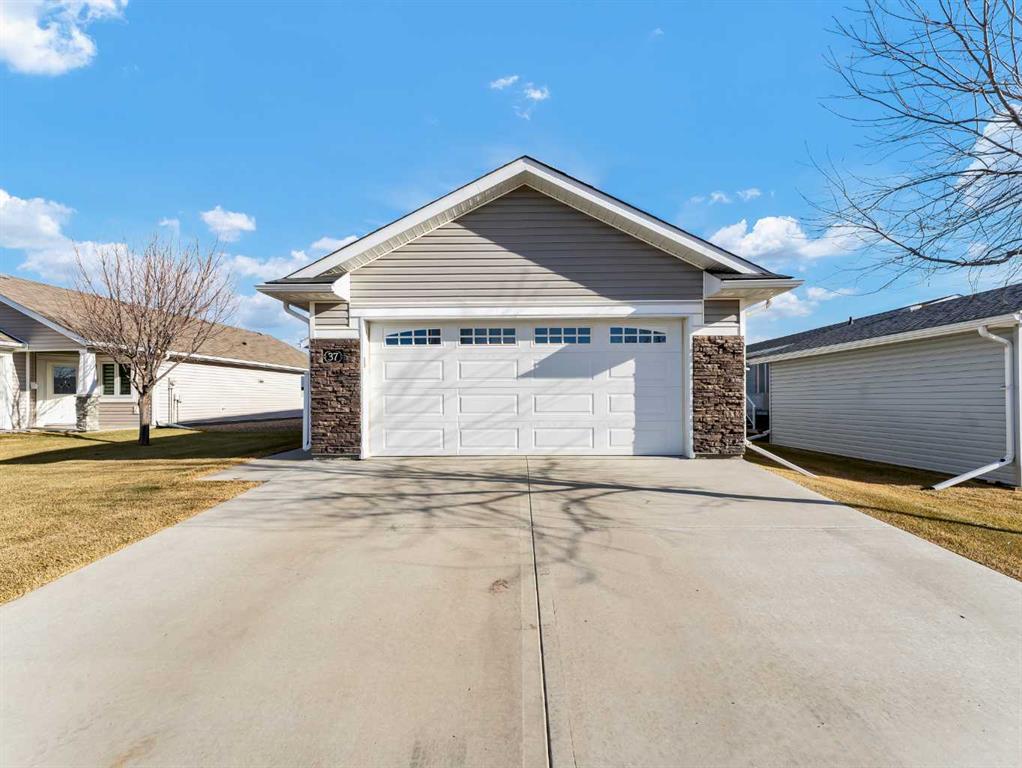 Picture for 37 Chartwell Place SE