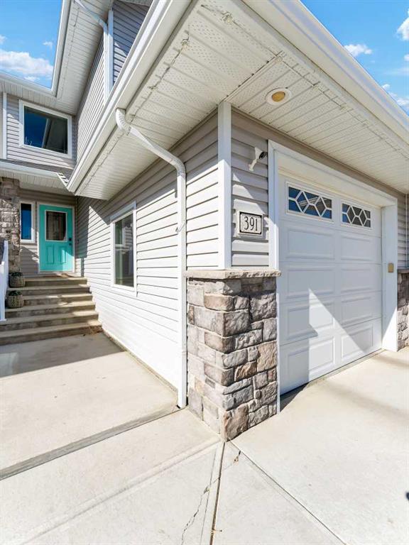 Picture for 391 Sterling Crescent SE