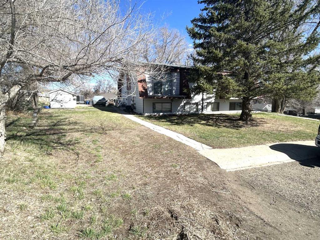 Picture for 223 5 Street NW