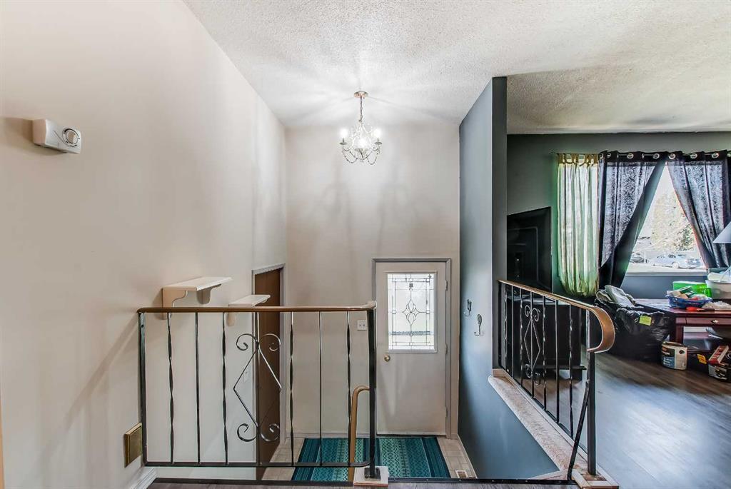 Picture for 375 18 Street NE