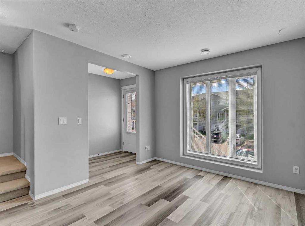 Picture for 315 Northlands Pointe NE
