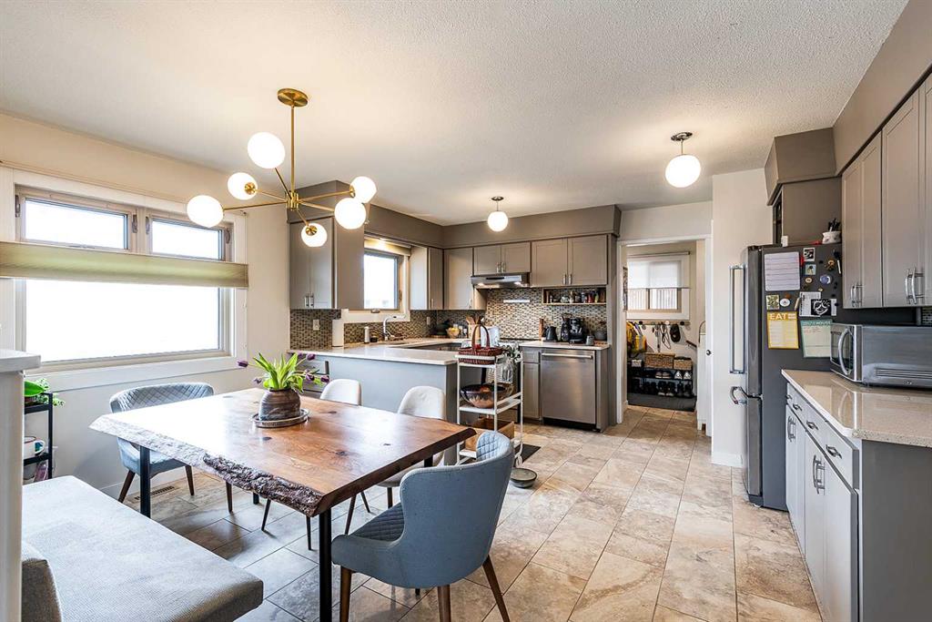 Picture for 75 Robertson Way SW