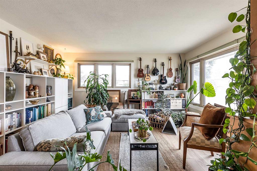 Picture for 75 Robertson Way SW