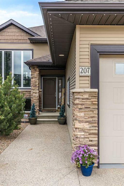 Picture for 207 Hamptons Way SE
