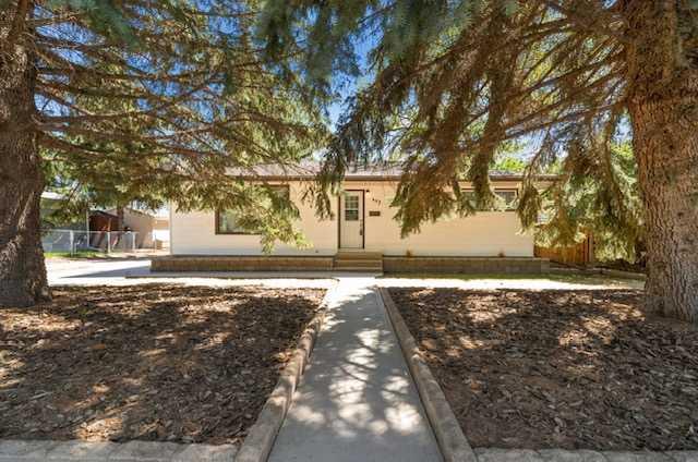 Picture for 423 12 Street NE