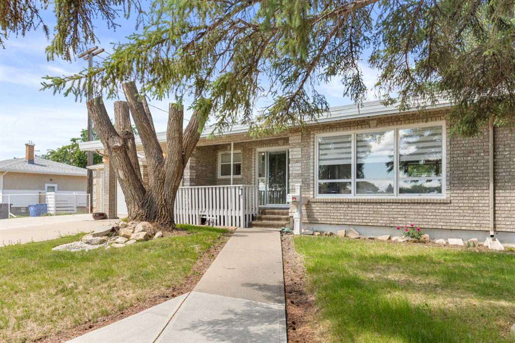 Picture for 890 Hargrave Way NW