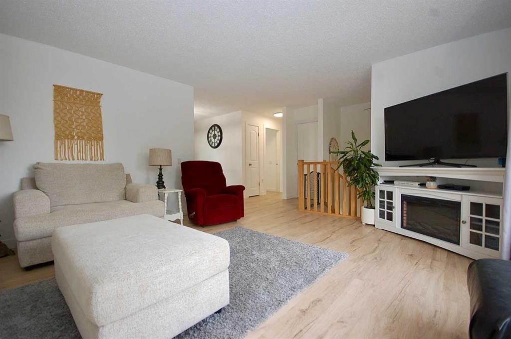 Picture for 64 Rossmere Avenue SE