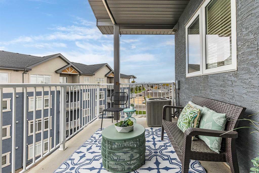 Picture for 501, 19 Terrace View NE https://www.cirrealty.ca/reb/mhreb/1/A2265321_32.jpg