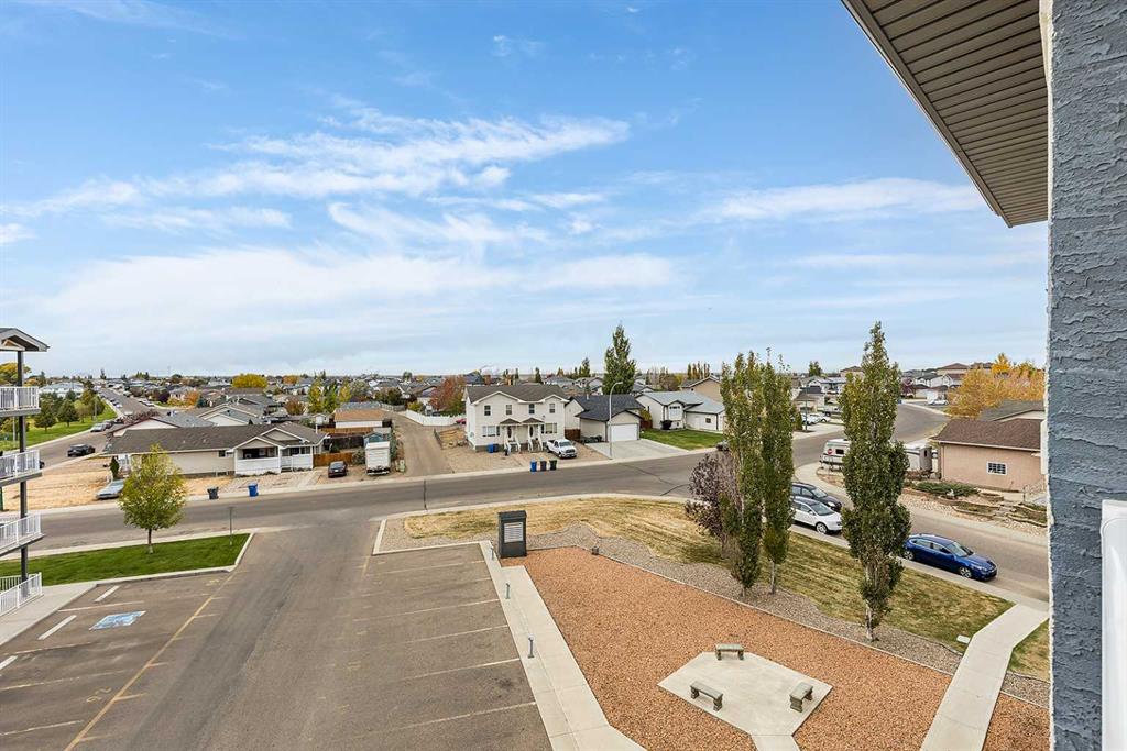 Picture for 501, 19 Terrace View NE https://www.cirrealty.ca/reb/mhreb/1/A2265321_34.jpg