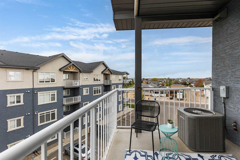 Picture for 501, 19 Terrace View NE https://www.cirrealty.ca/reb/mhreb/1/A2265321_35.jpg