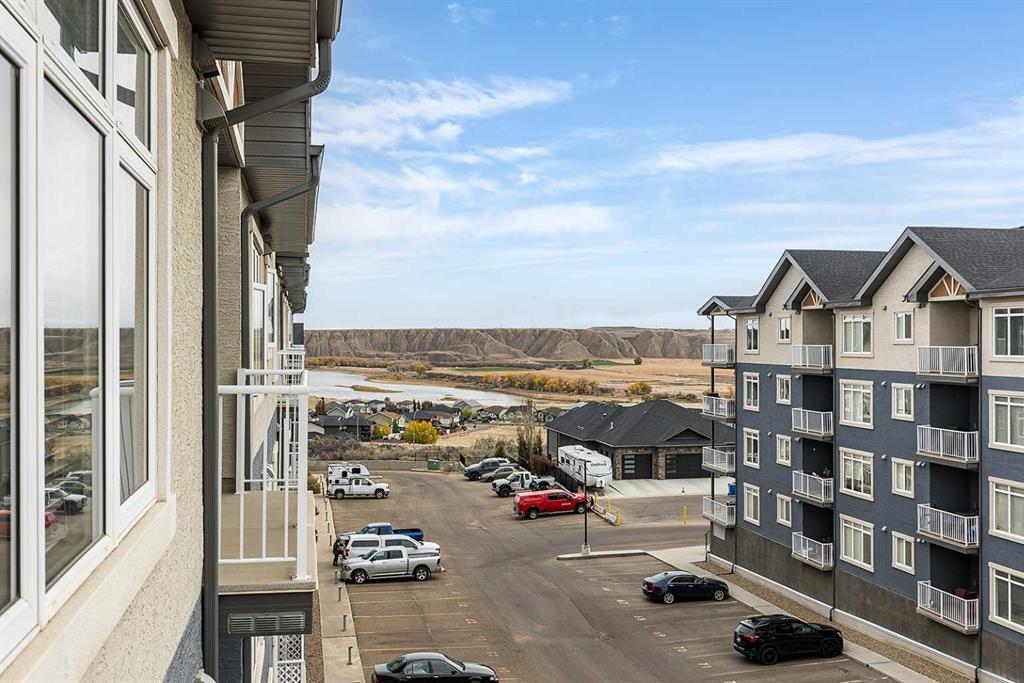 Picture for 501, 19 Terrace View NE https://www.cirrealty.ca/reb/mhreb/1/A2265321_36.jpg