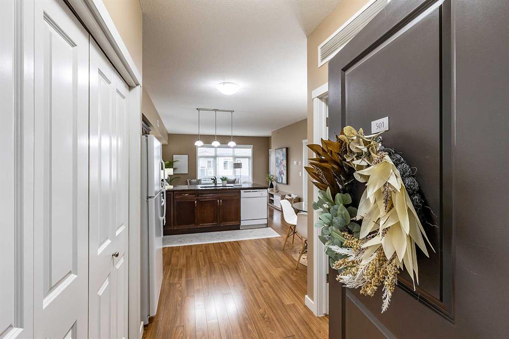 Picture for 501, 19 Terrace View NE https://www.cirrealty.ca/reb/mhreb/1/A2265321_4.jpg