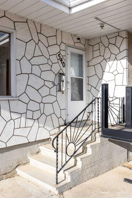 Picture for 540 5 Avenue SW