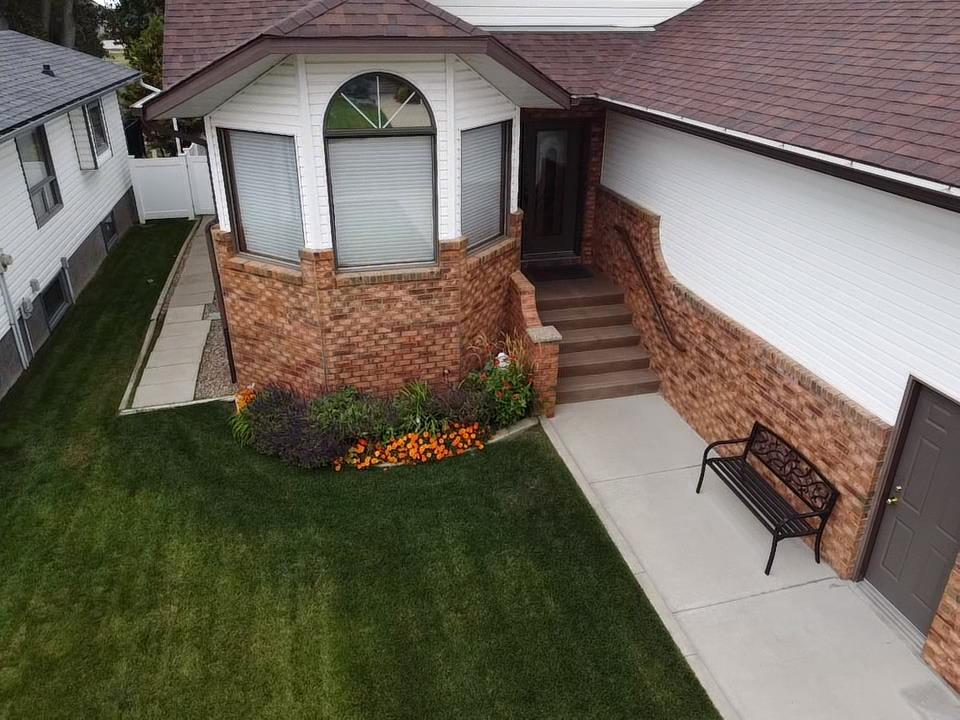 Picture for 1663 31 Street SE