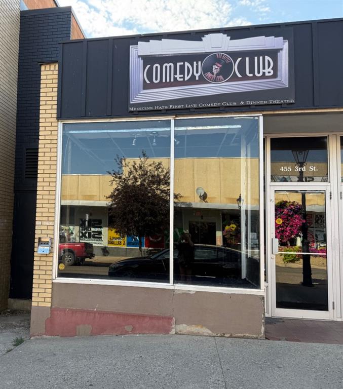 Picture for 455 3 Street SE