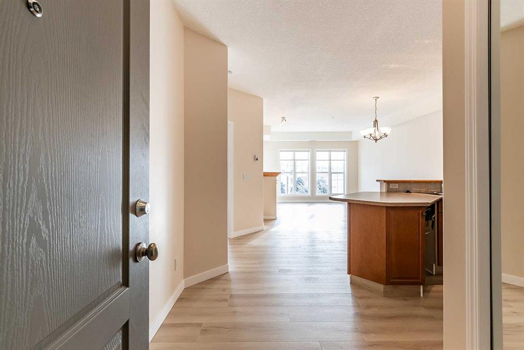 Picture for 307, 29 River Ridge Drive NW