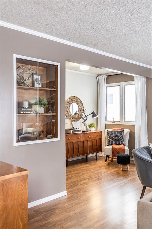 Picture for 370 1 Street NW