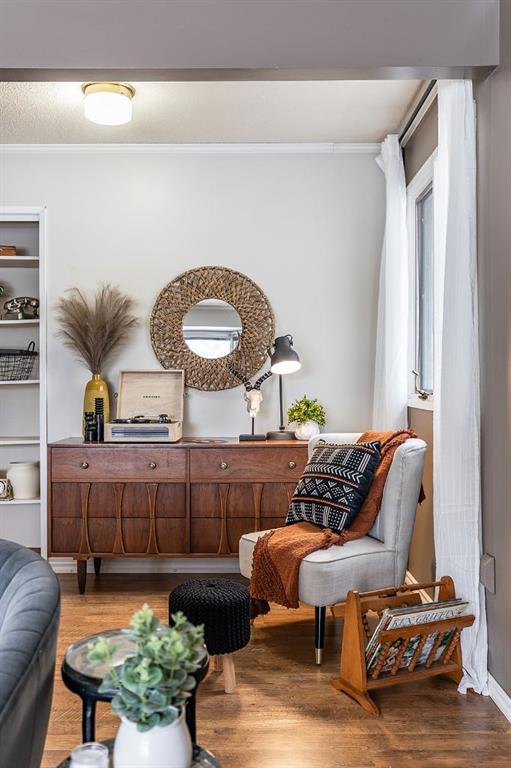 Picture for 370 1 Street NW