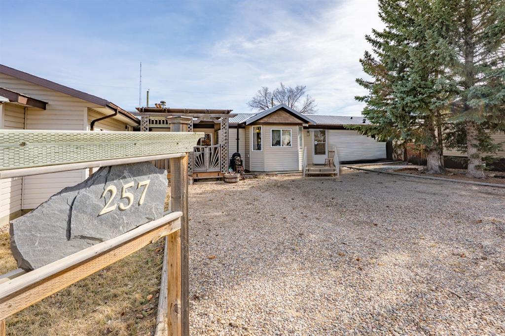 Picture for 257 Leonard Street 