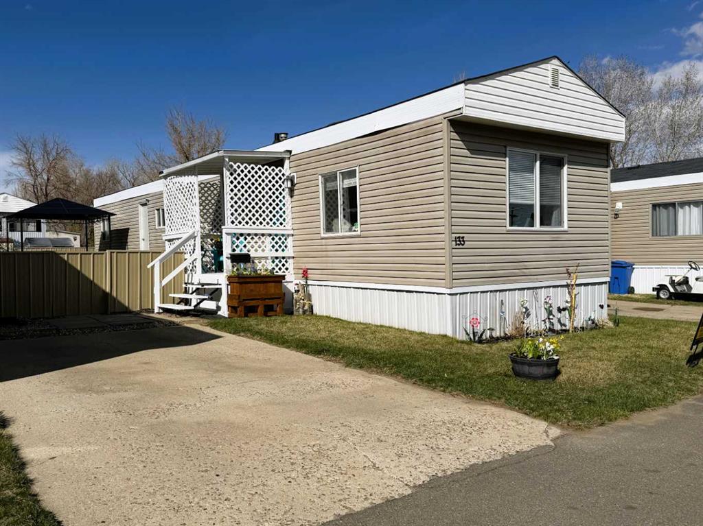 Picture for 133, 4000 13 Avenue SE