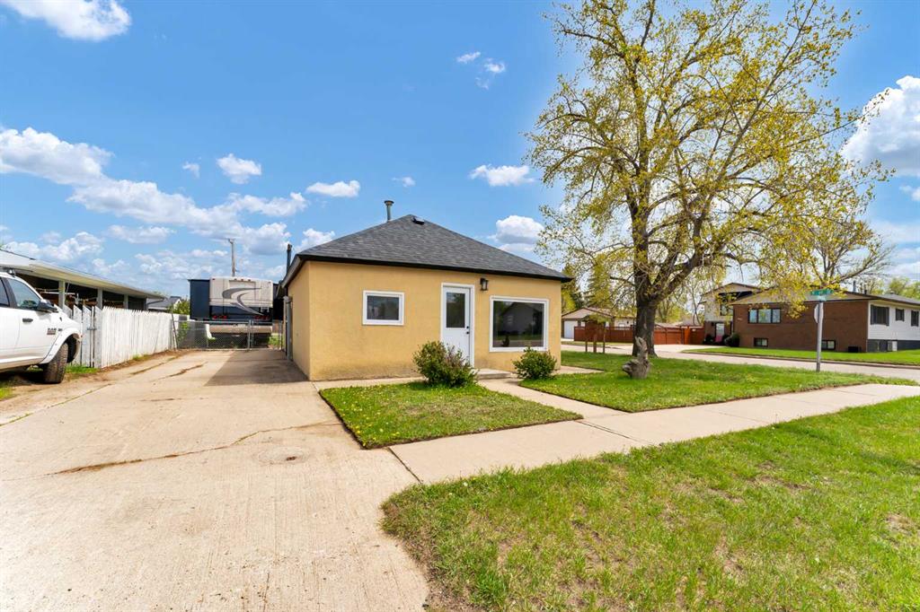 Picture for 837 Main Street S