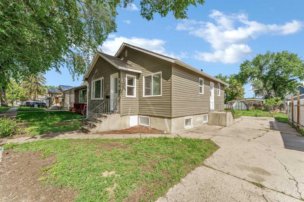 Picture for 960 5 Street SE