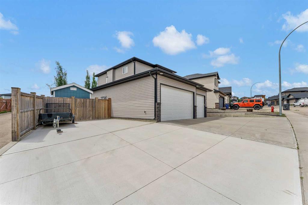 Picture for 409 Ranchview Road NE