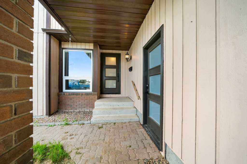 Picture for 82 Ross Haven Court SE